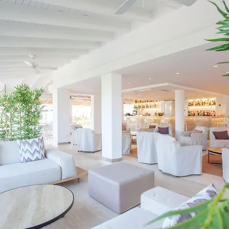 Aparthotel Grupotel Aldea Cala'n Bosch 4*