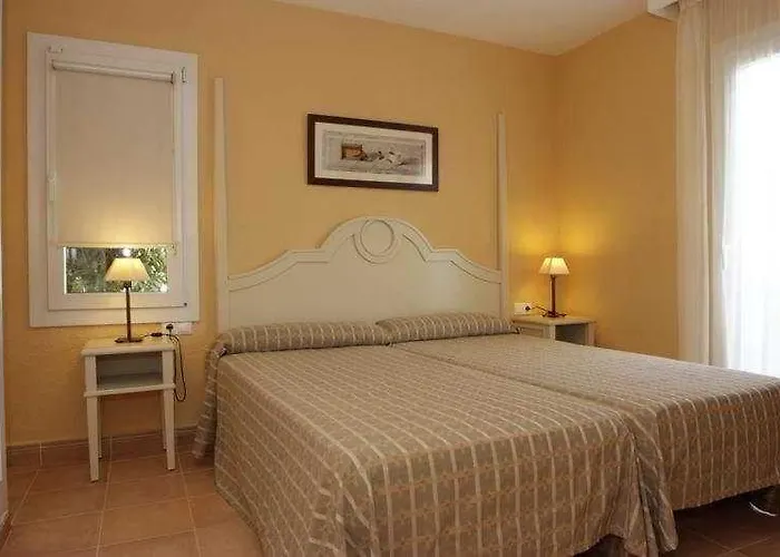 Grupotel Aldea Cala'n Bosch 4*